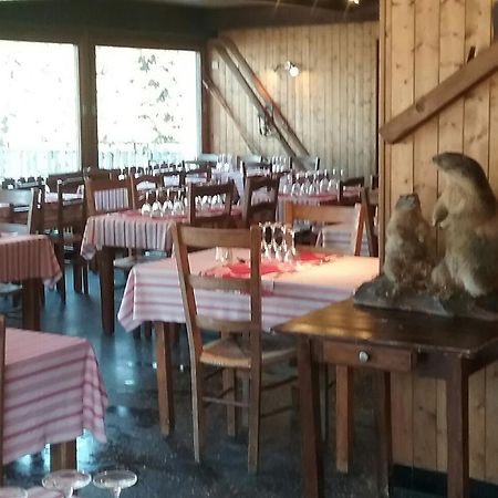 Hotel Restaurant Les Rosieres Manigod Exterior photo